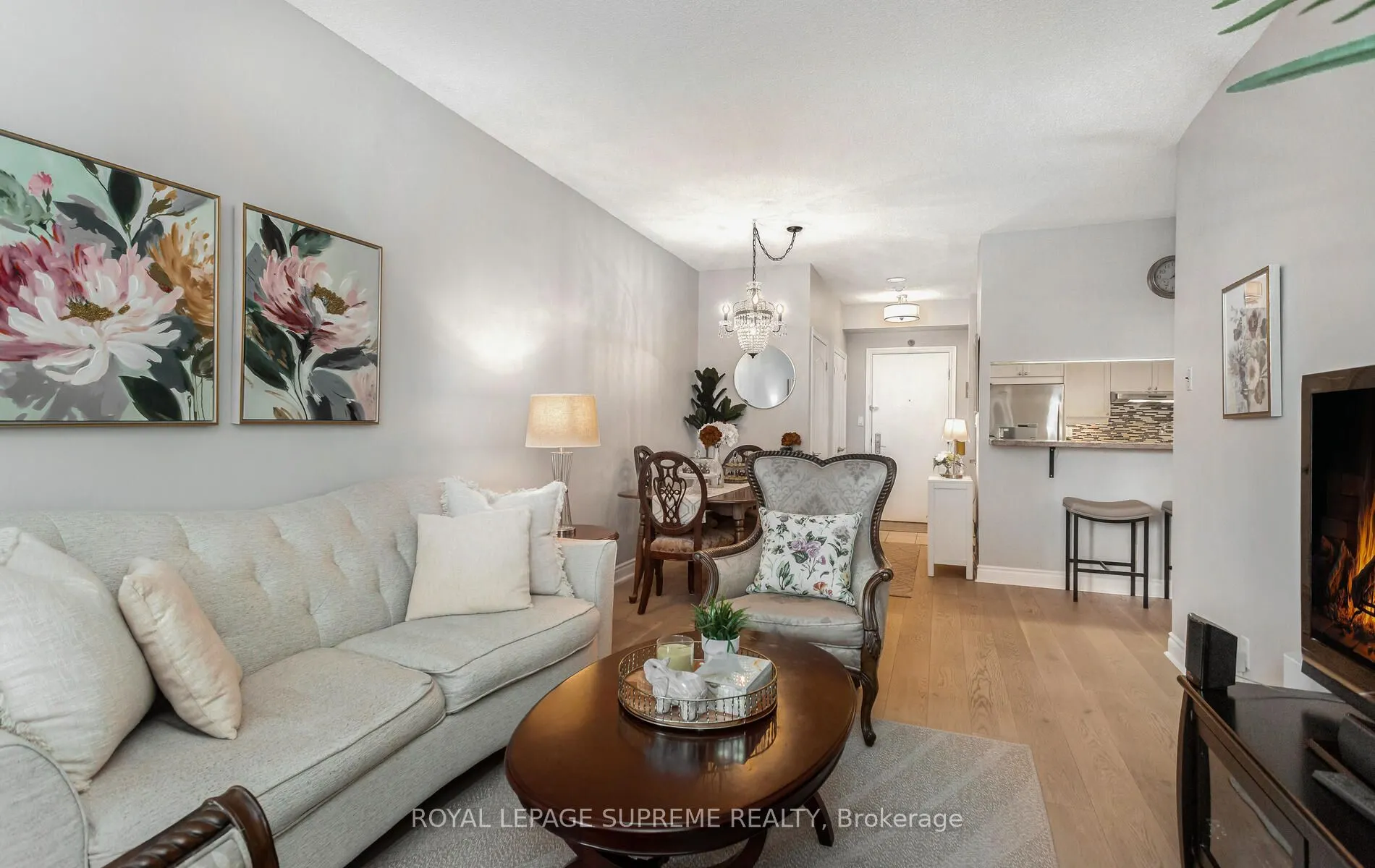 2 Aberfoyle Crescent, #411