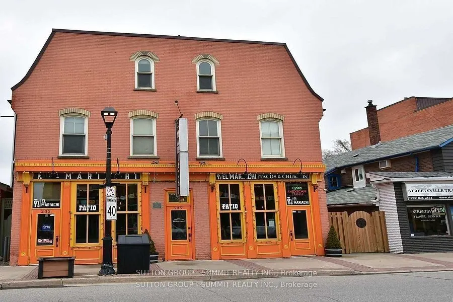 16 Ontario Street W
