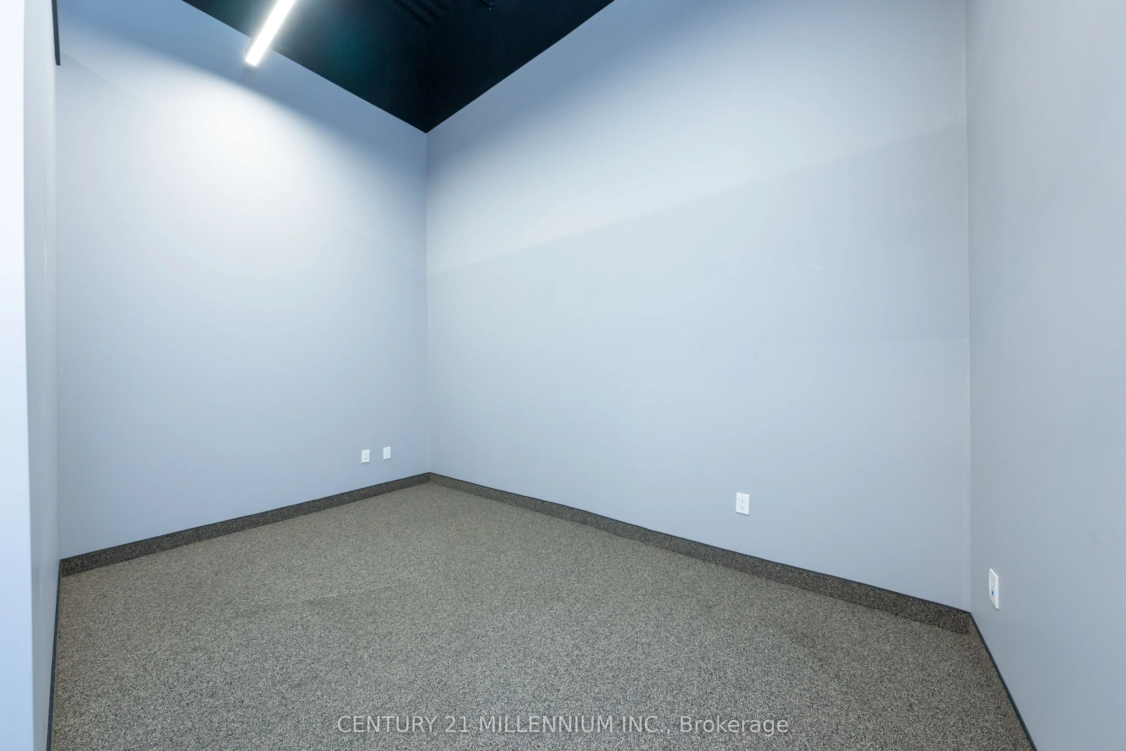 685 Riddell Road, #103