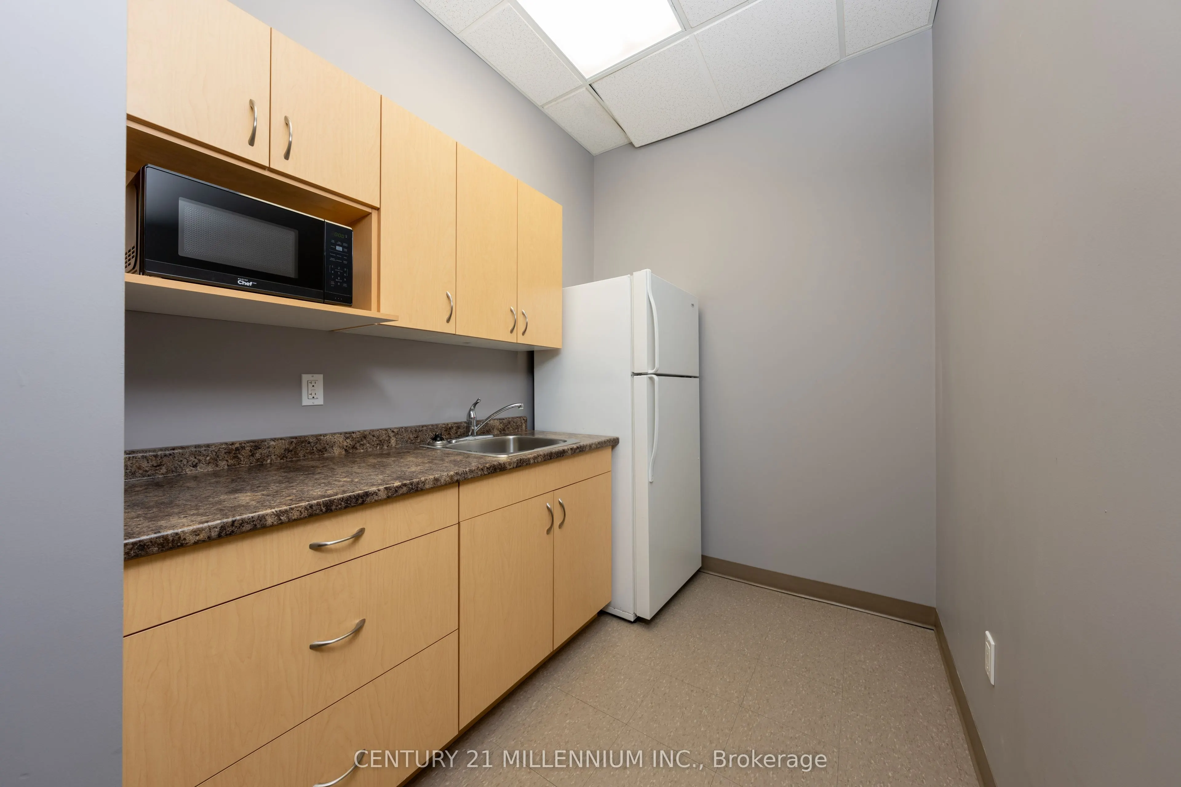 685 Riddell Road, #103