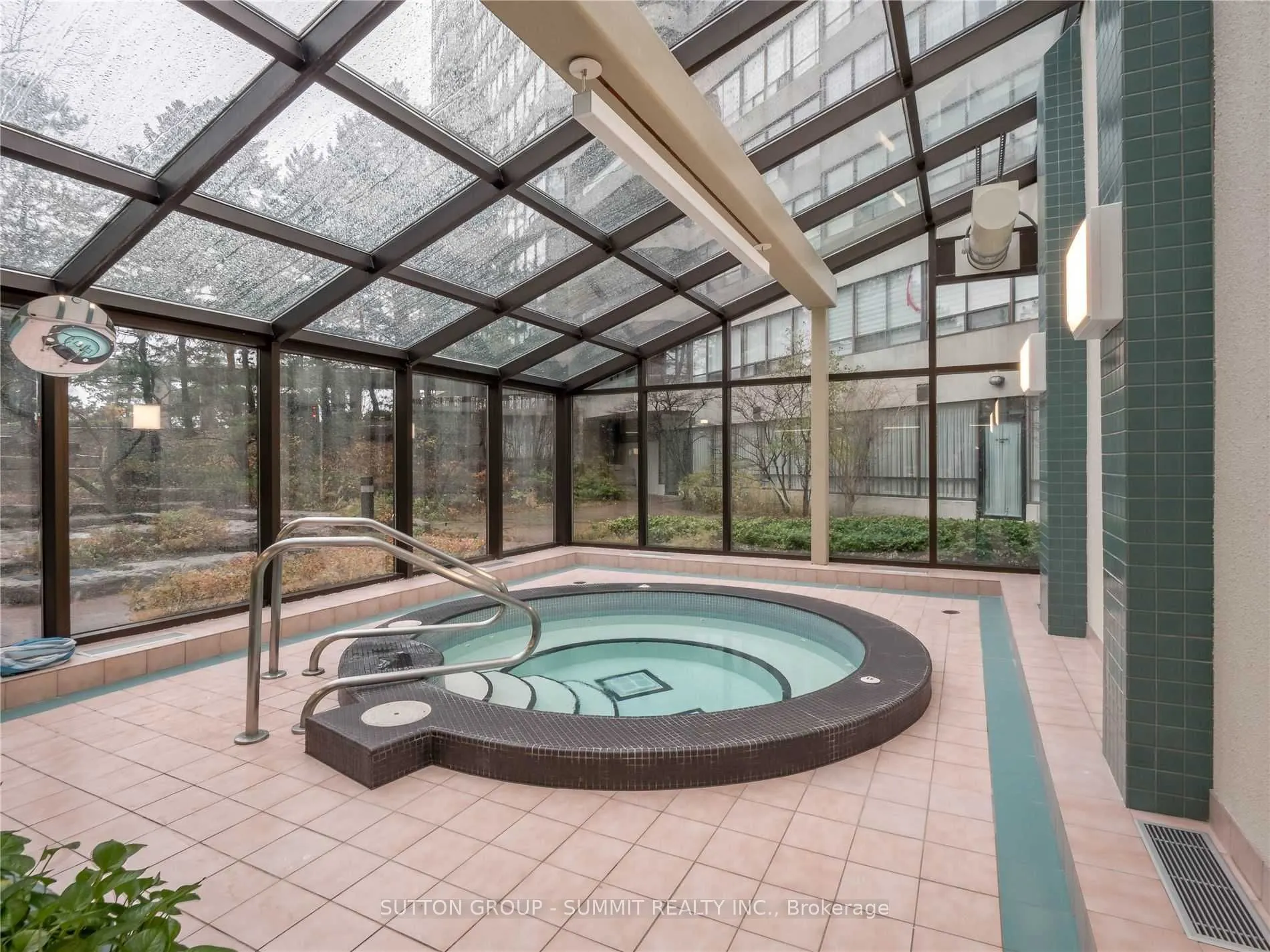 24 Hanover Road, #1209