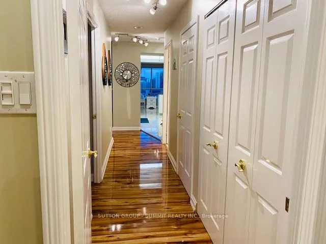 24 Hanover Road, #1209