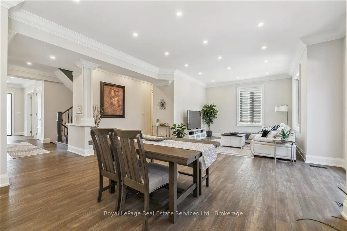 1211 Pinegrove Road