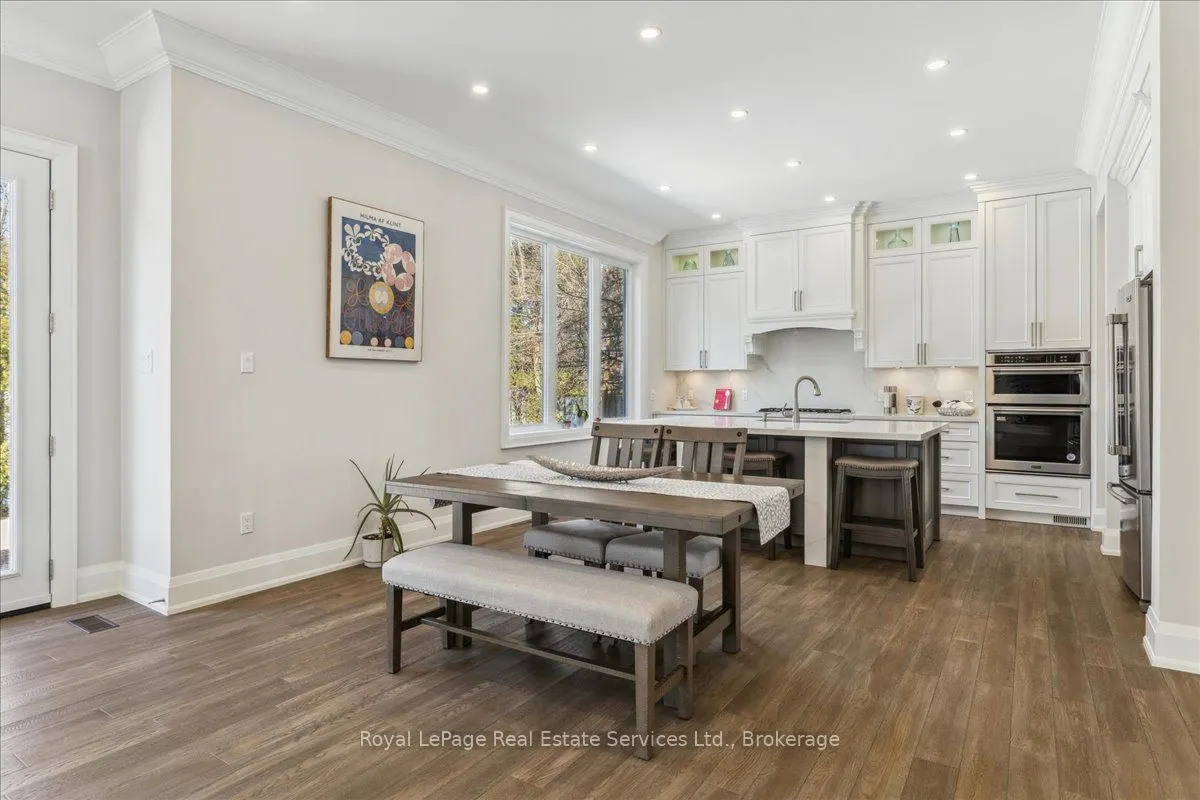 1211 Pinegrove Road