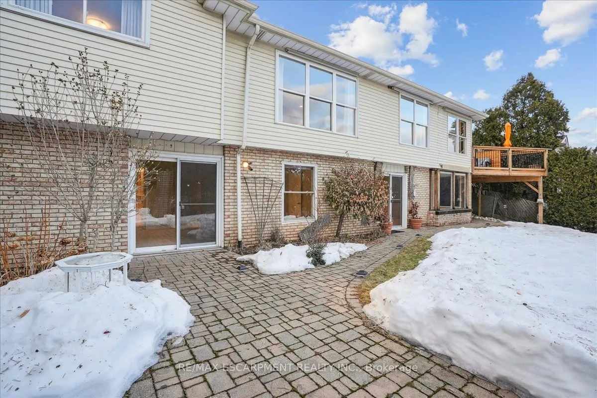 1268 Rosseau Place