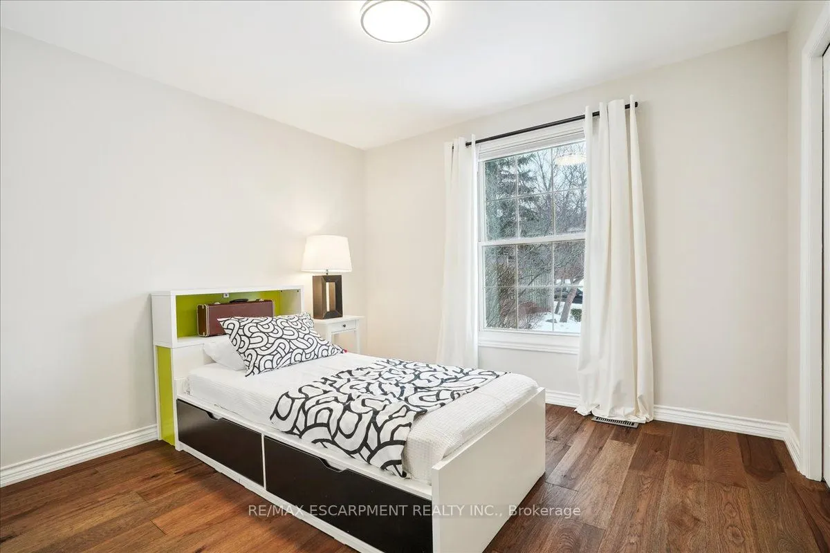 1268 Rosseau Place