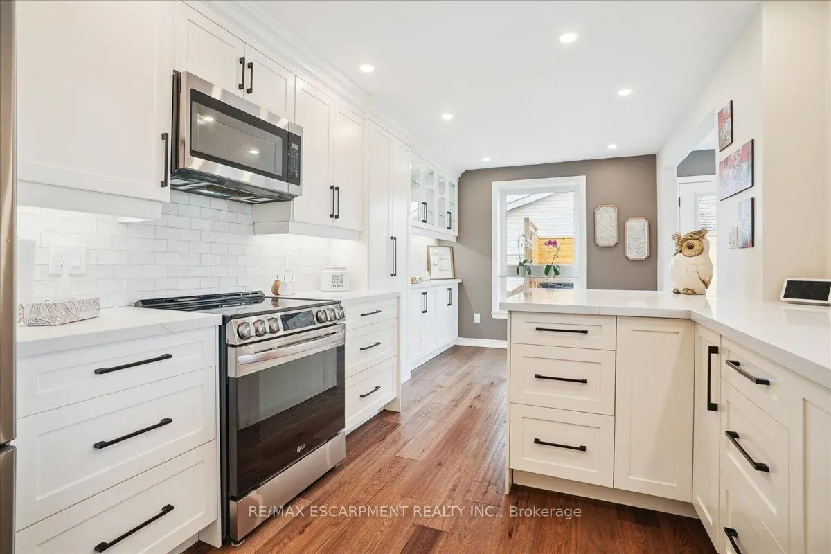 1268 Rosseau Place