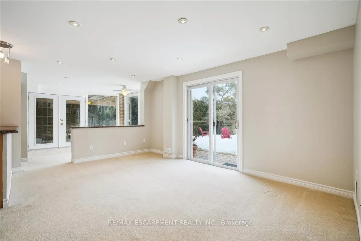 1268 Rosseau Place
