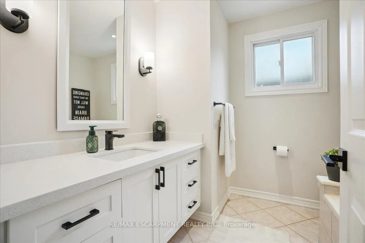 1268 Rosseau Place