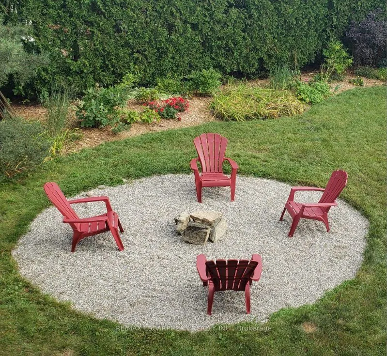1268 Rosseau Place