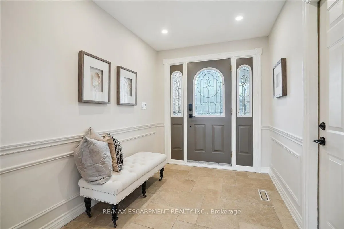 1268 Rosseau Place