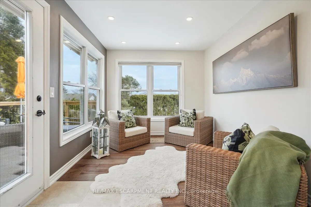 1268 Rosseau Place