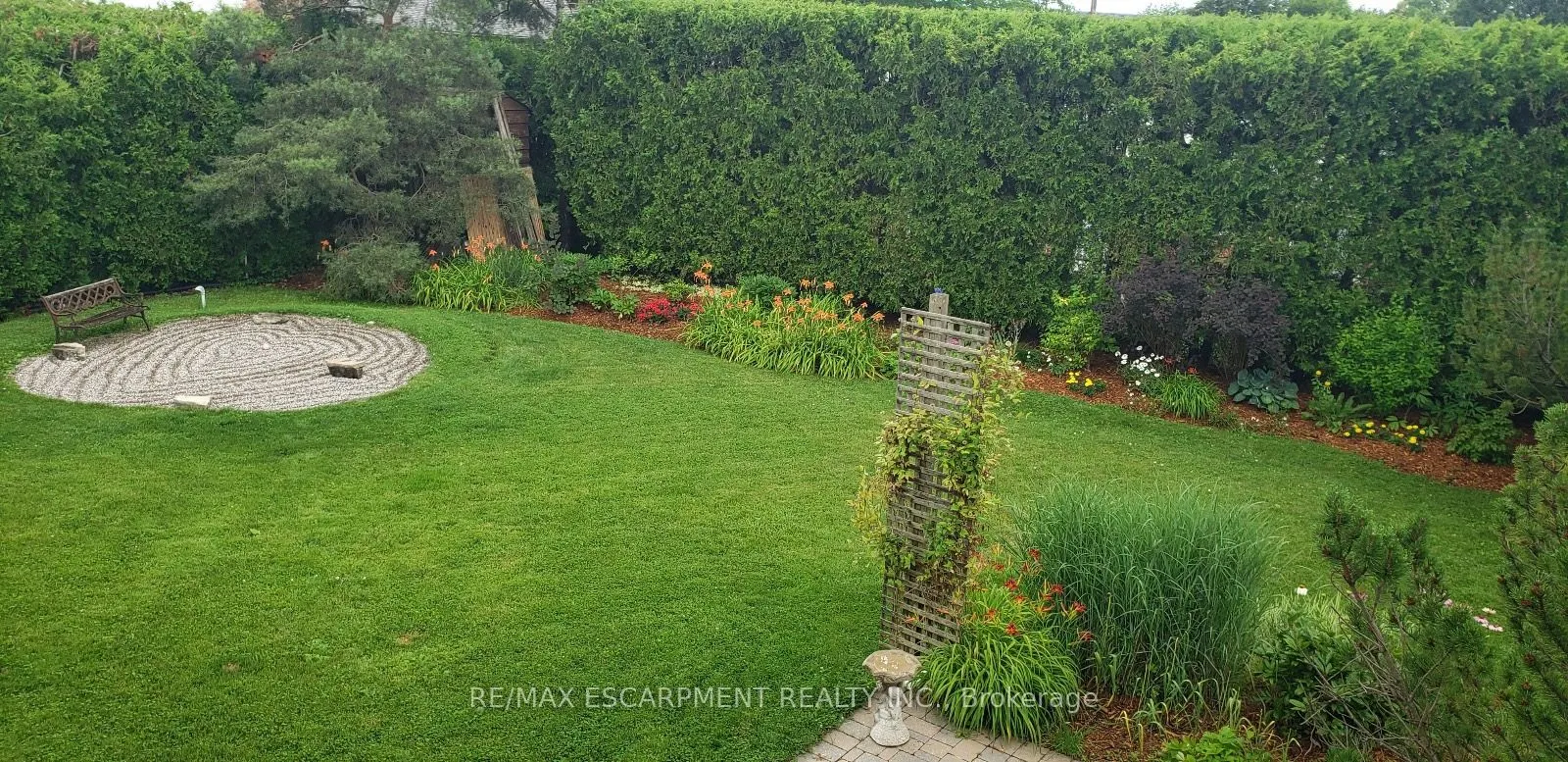 1268 Rosseau Place