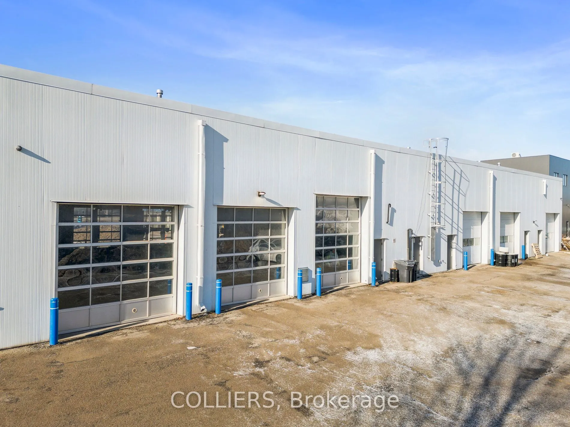 670 Riddell Road