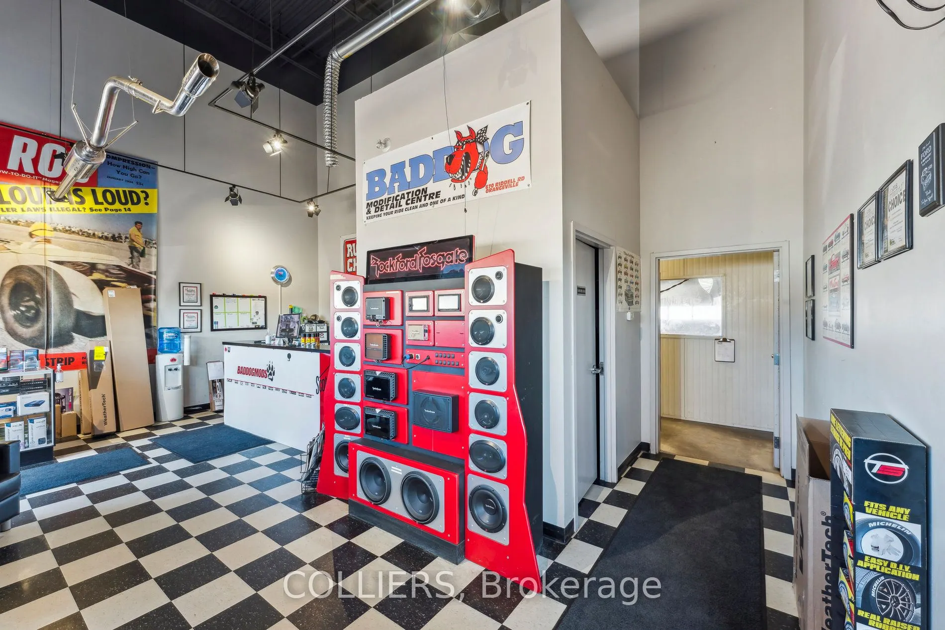 670 Riddell Road