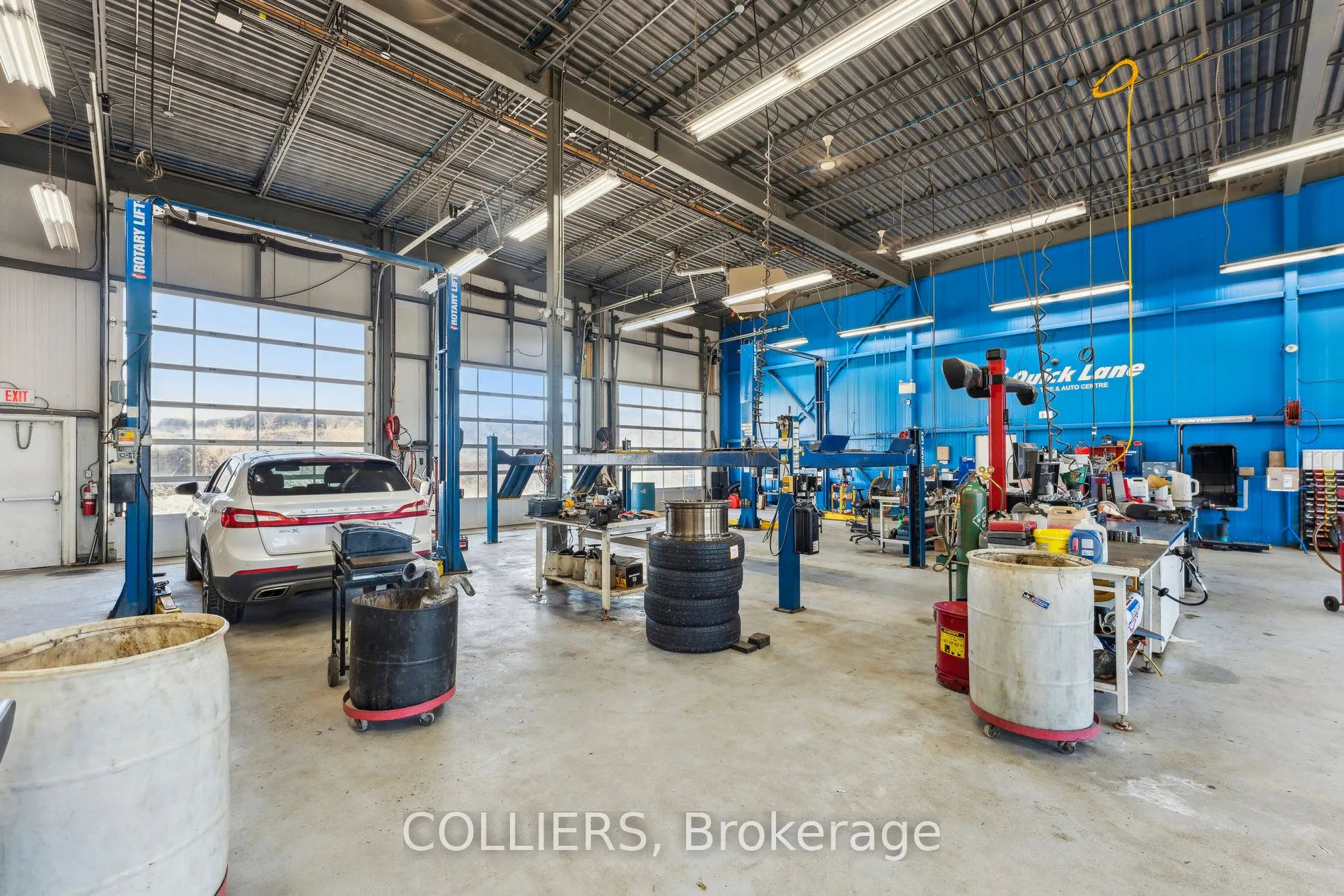 670 Riddell Road