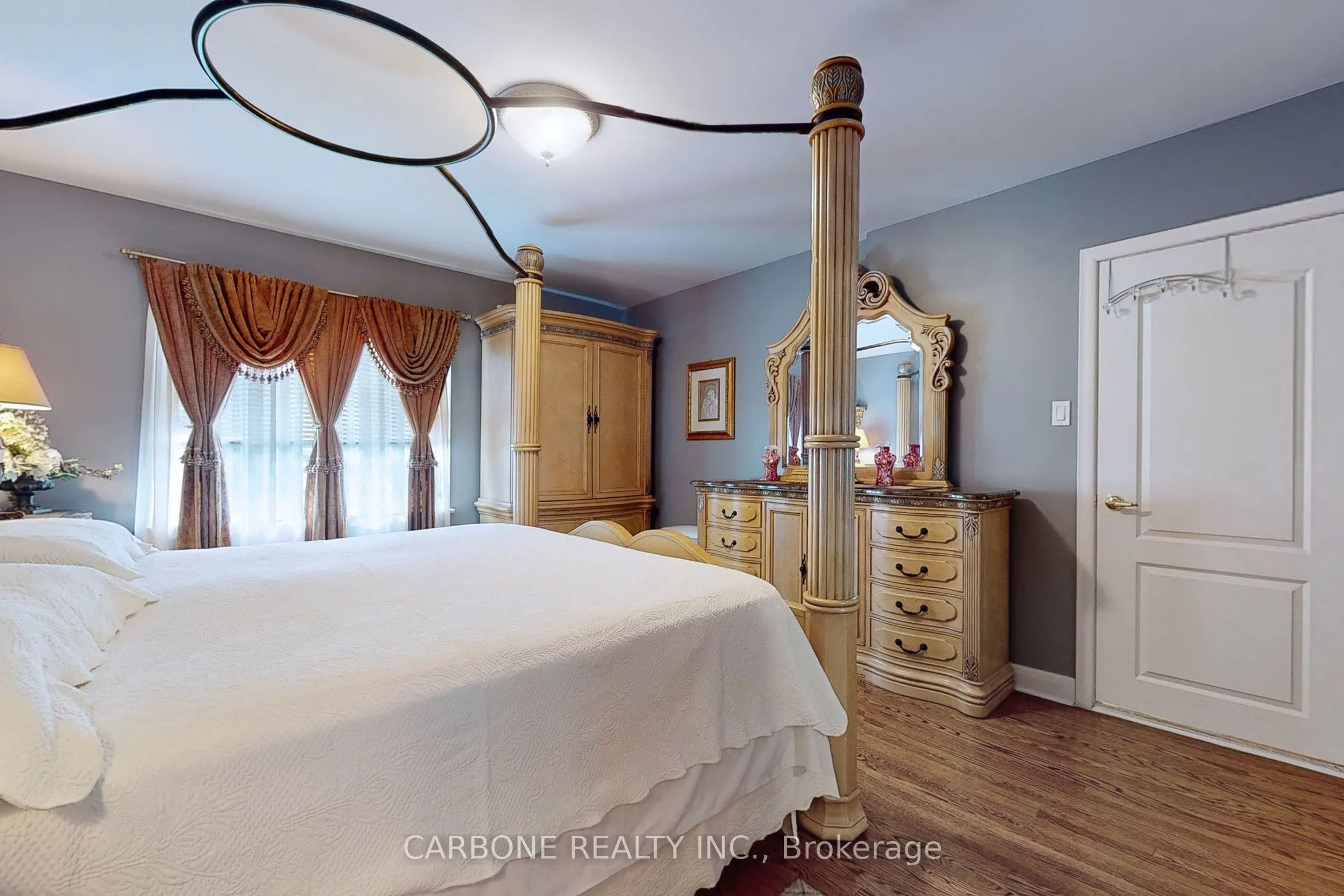 105 Hallsport Crescent