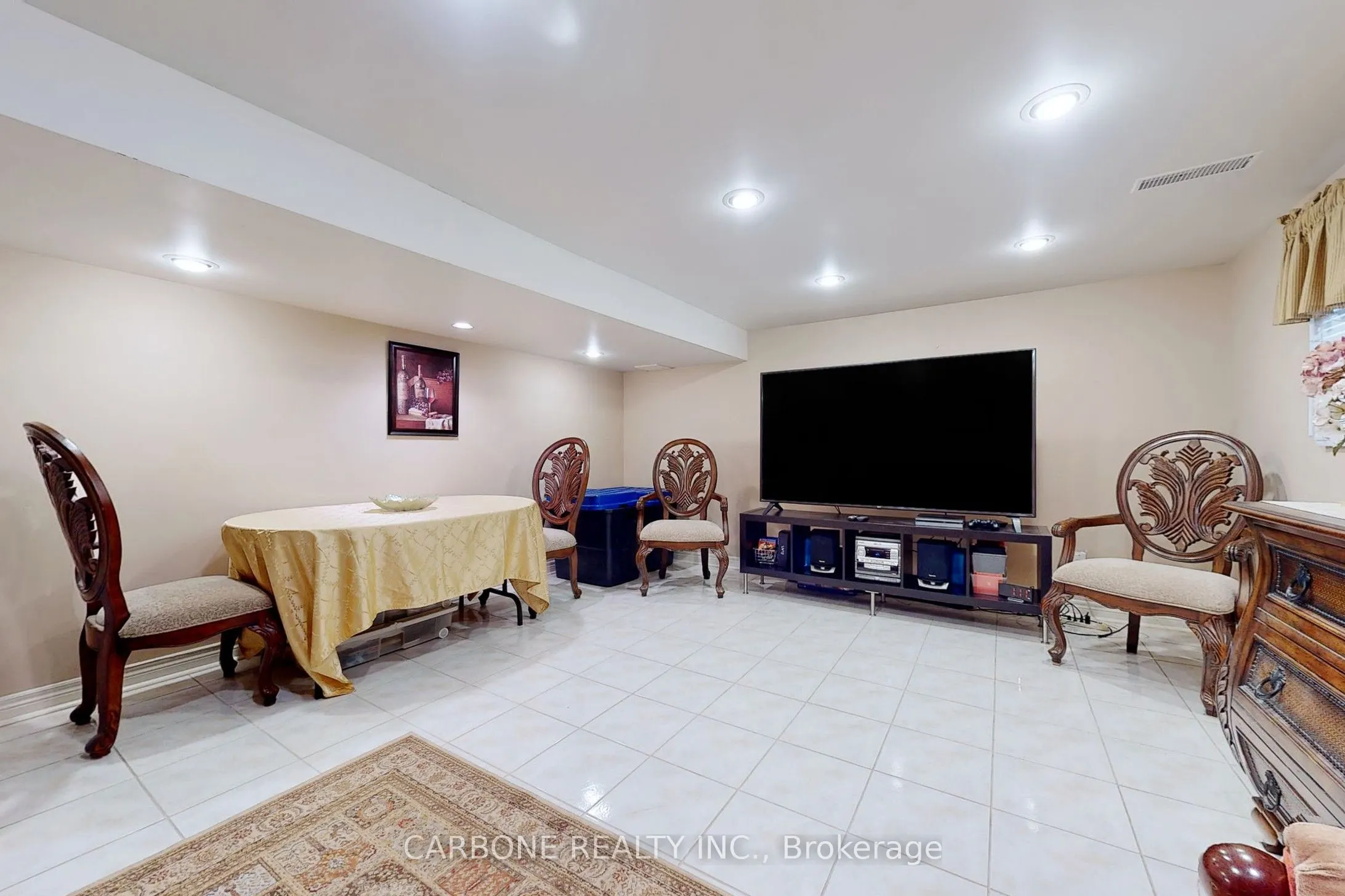 105 Hallsport Crescent