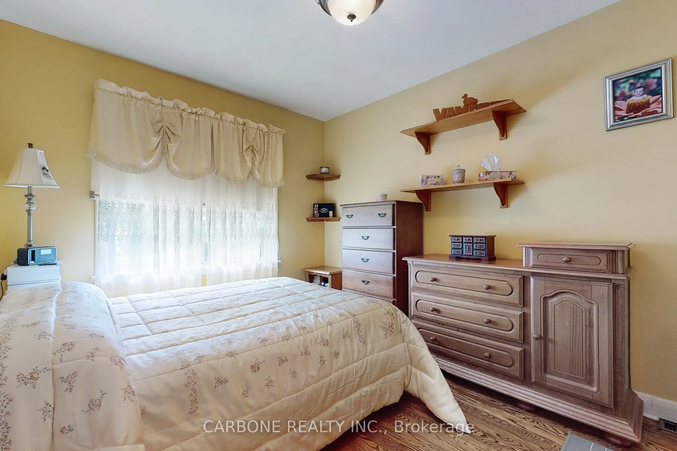 105 Hallsport Crescent