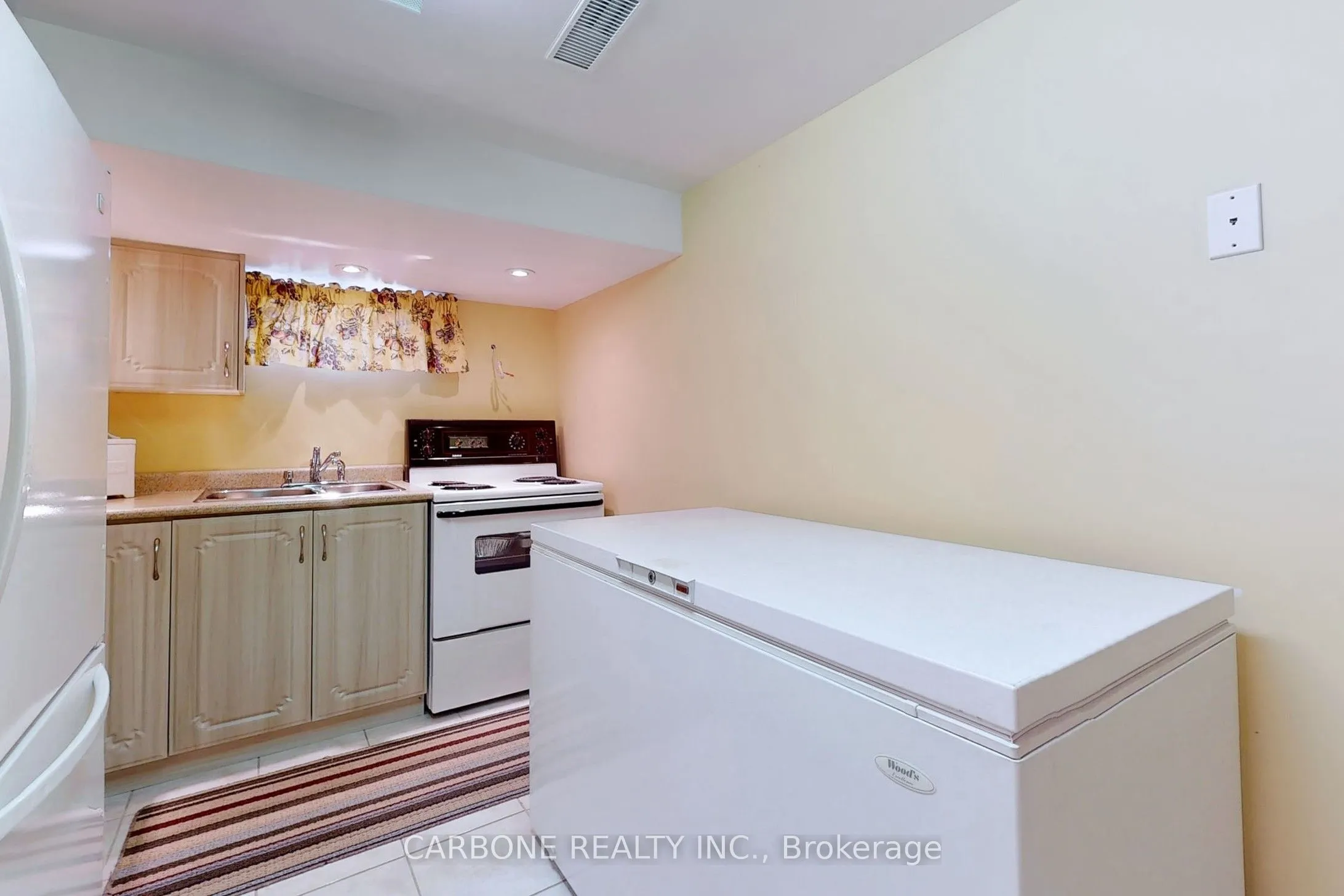 105 Hallsport Crescent