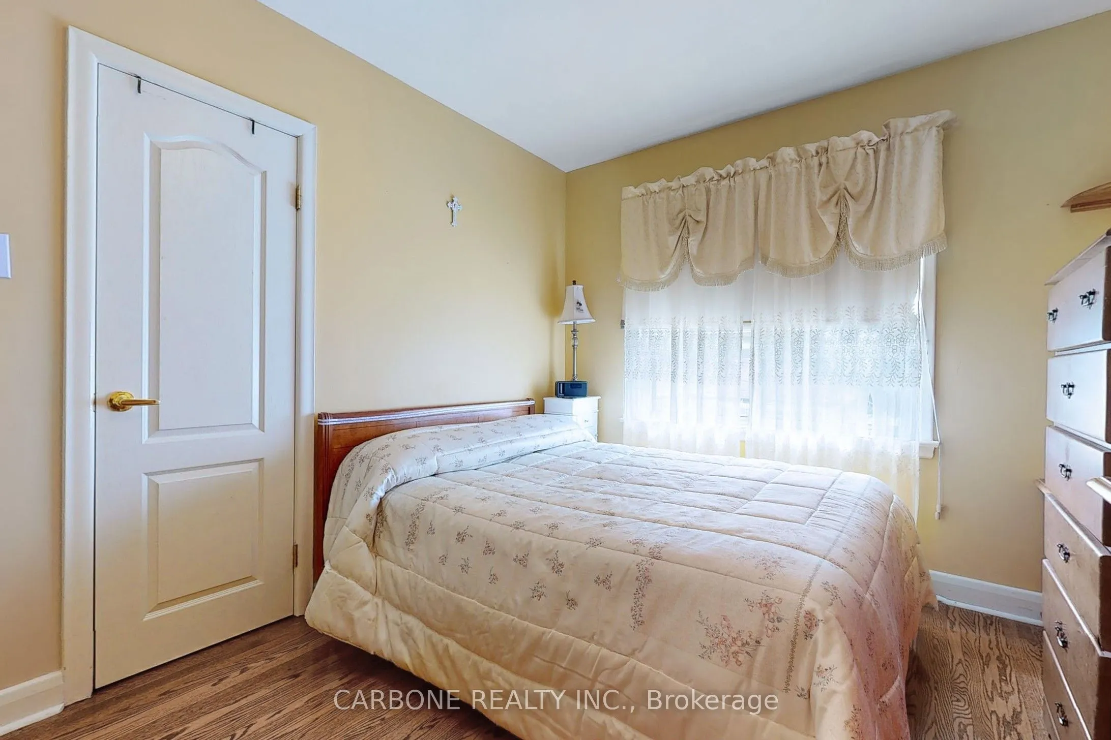 105 Hallsport Crescent
