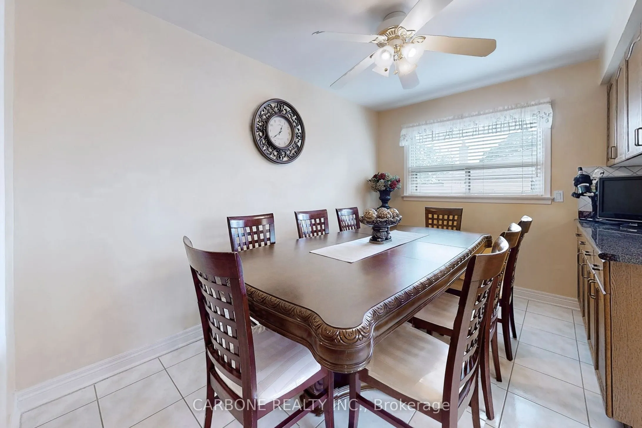 105 Hallsport Crescent
