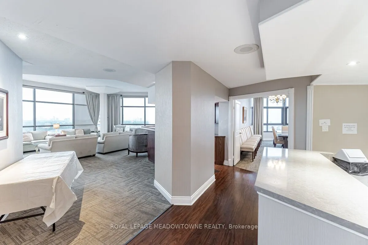1300 Bloor Street, #PH10