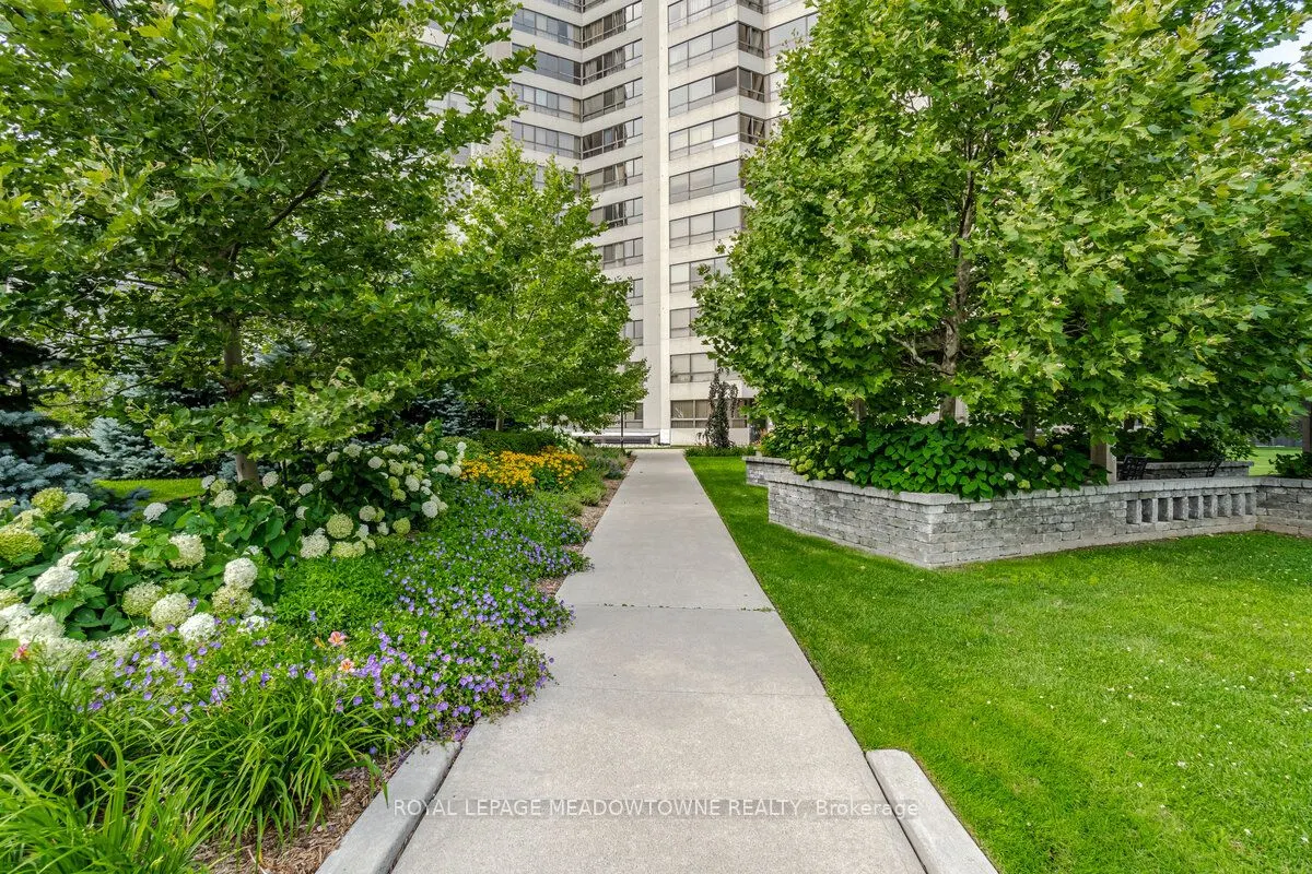 1300 Bloor Street, #PH10