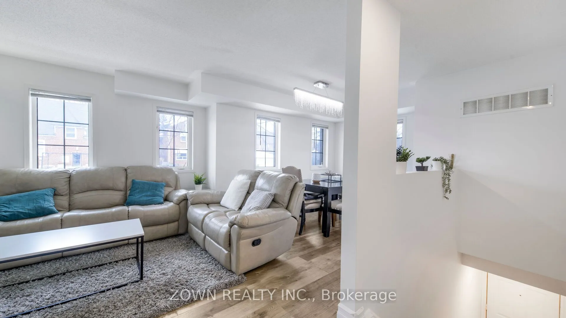 72 Sidney Belsey Crescent, #304
