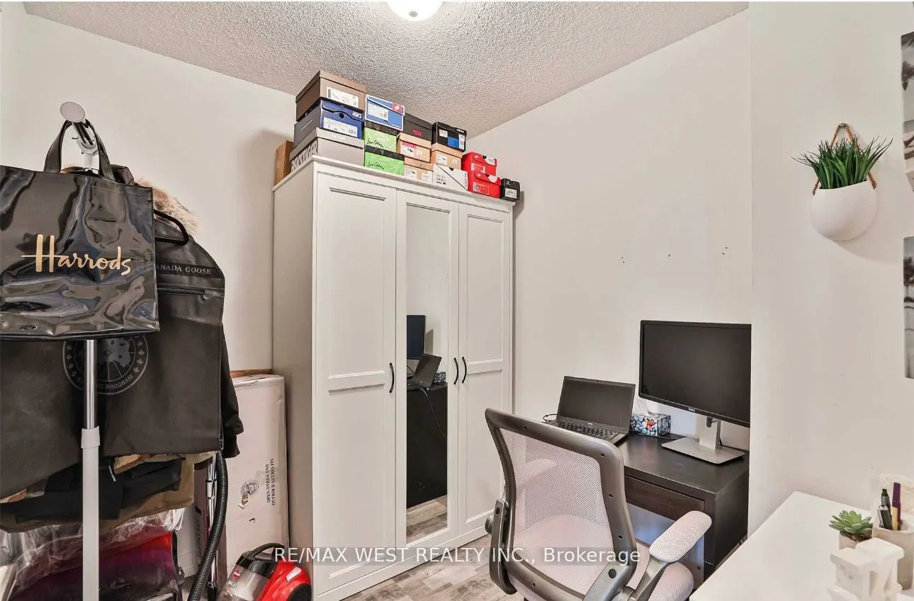 1420 Dupont Street, #1403