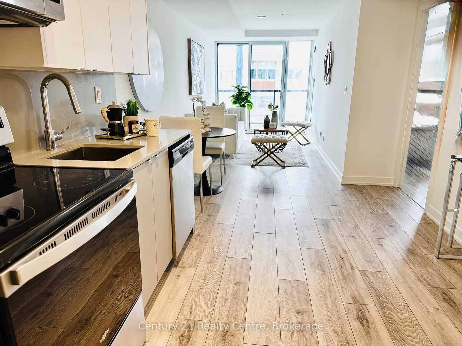 3210 Dakota Common, #A221