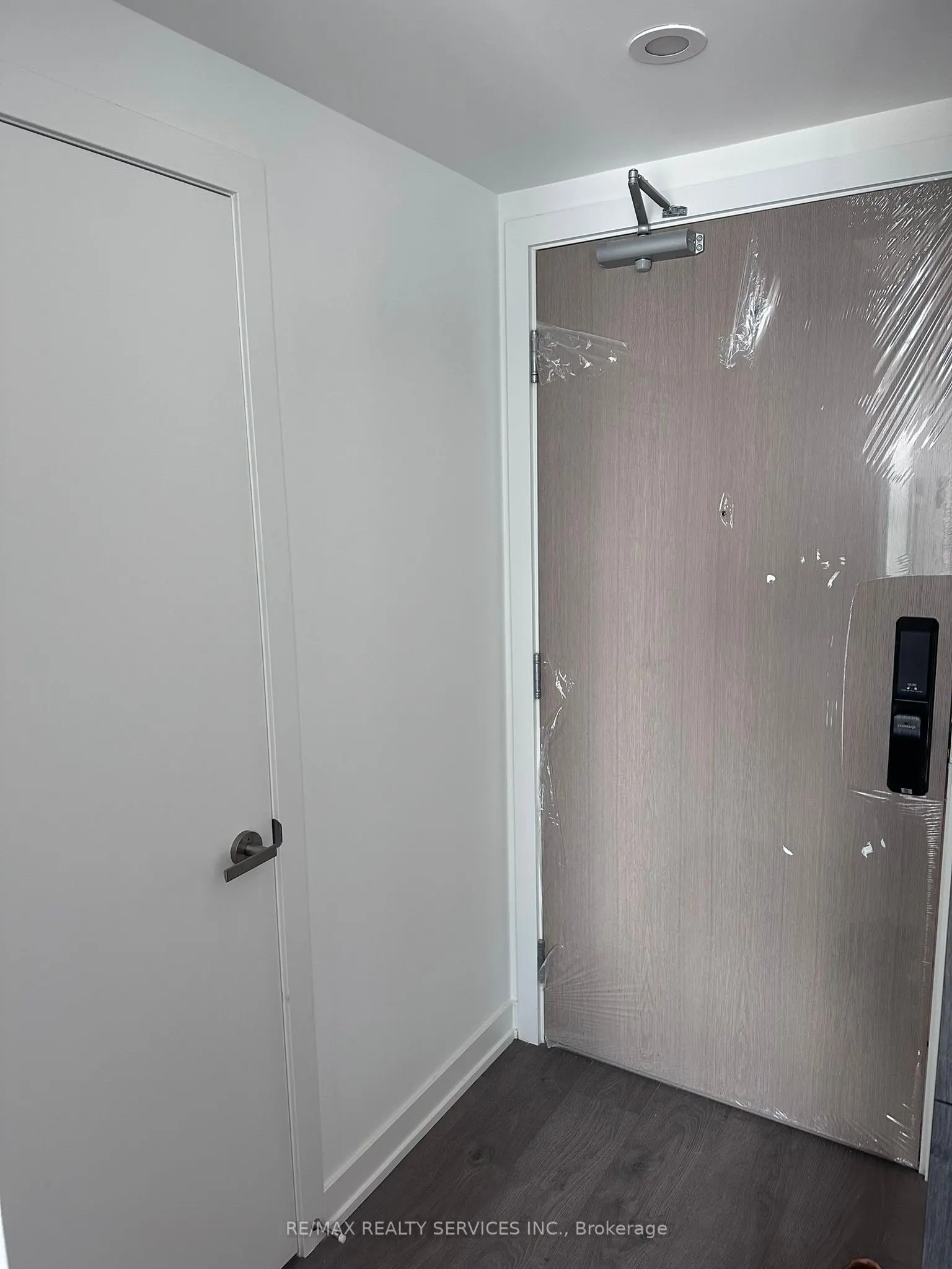 370 Martha Street, #1708
