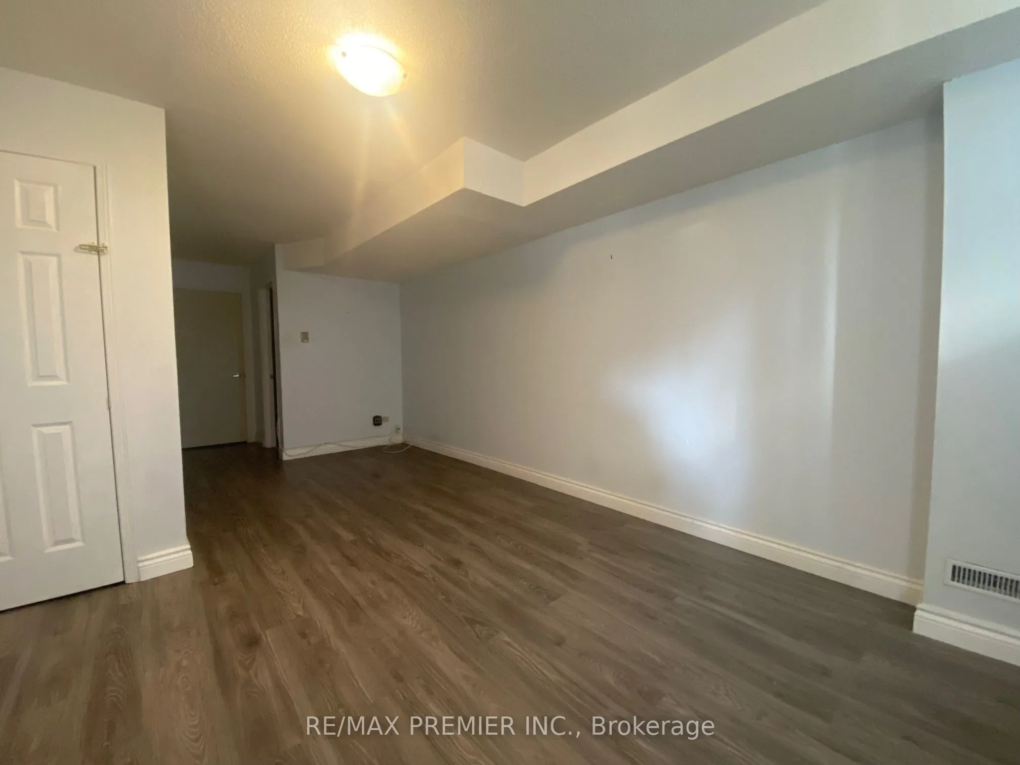 1524 Dupont Street, #Lower