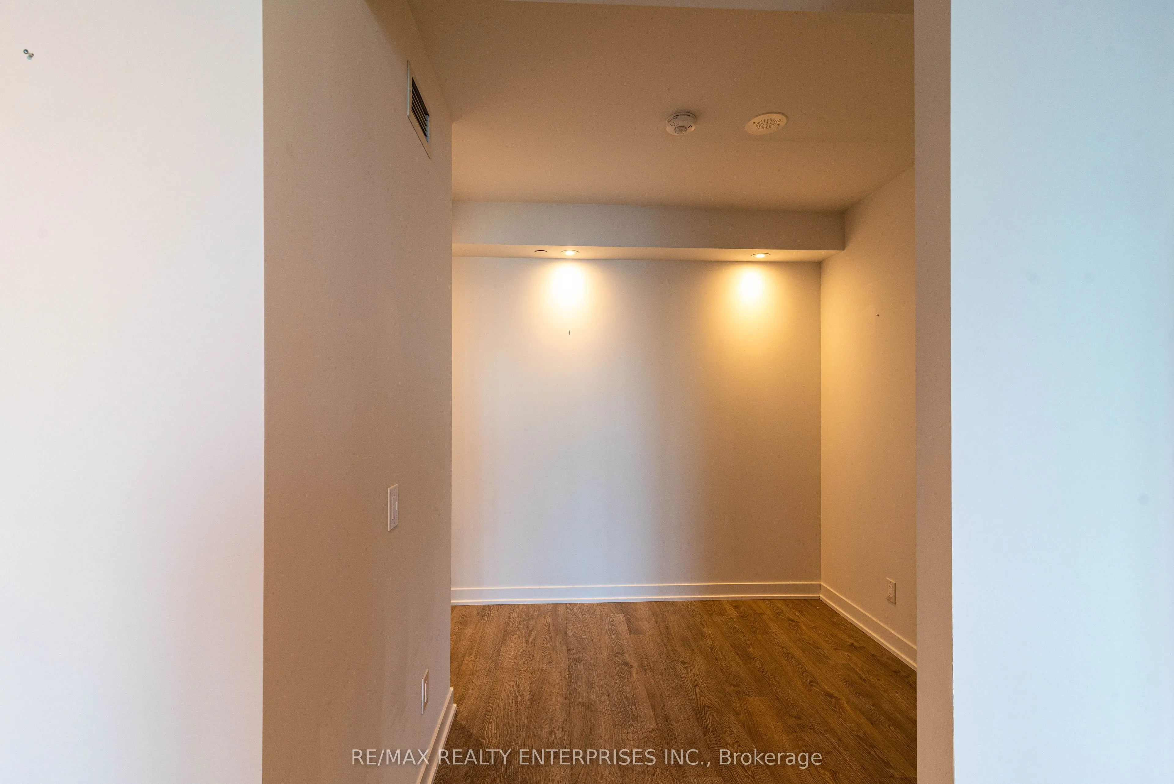 1928 Lake shore Boulevard W, #2309