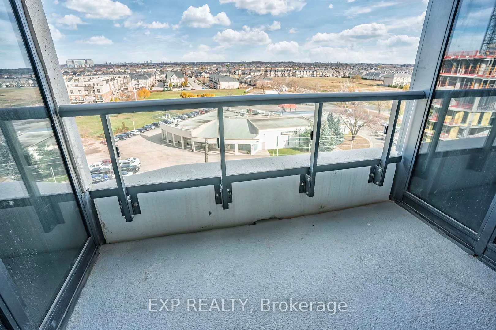2450 Old Bronte Road, #708