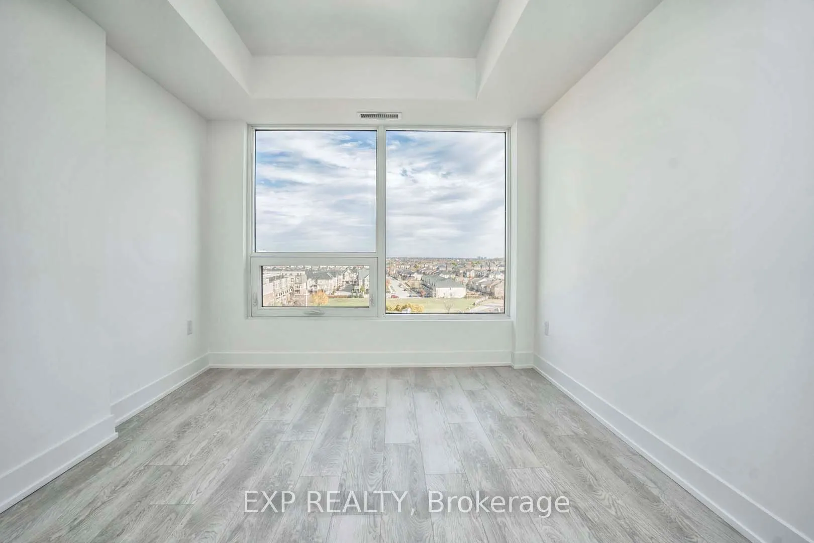 2450 Old Bronte Road, #708