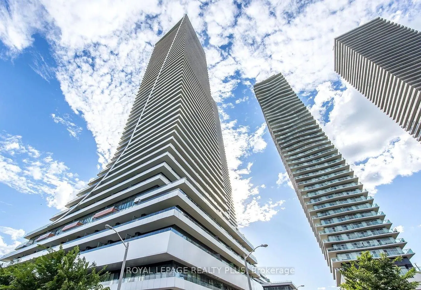 20 Shore Breeze Drive, #2108