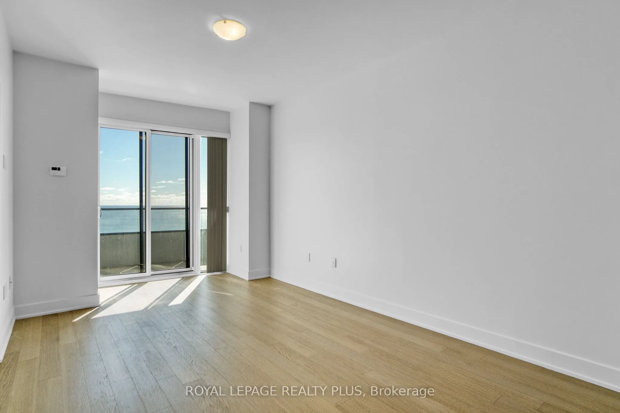 20 Shore Breeze Drive, #2108