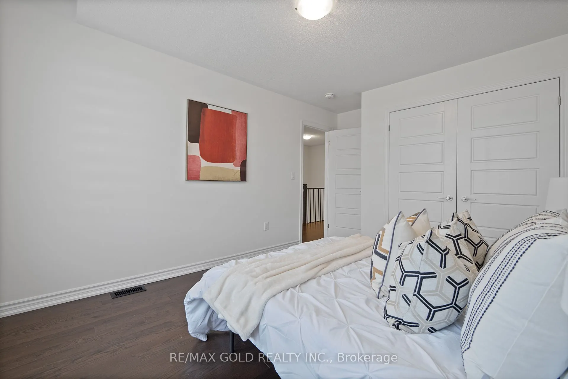 474 Bergamot Avenue