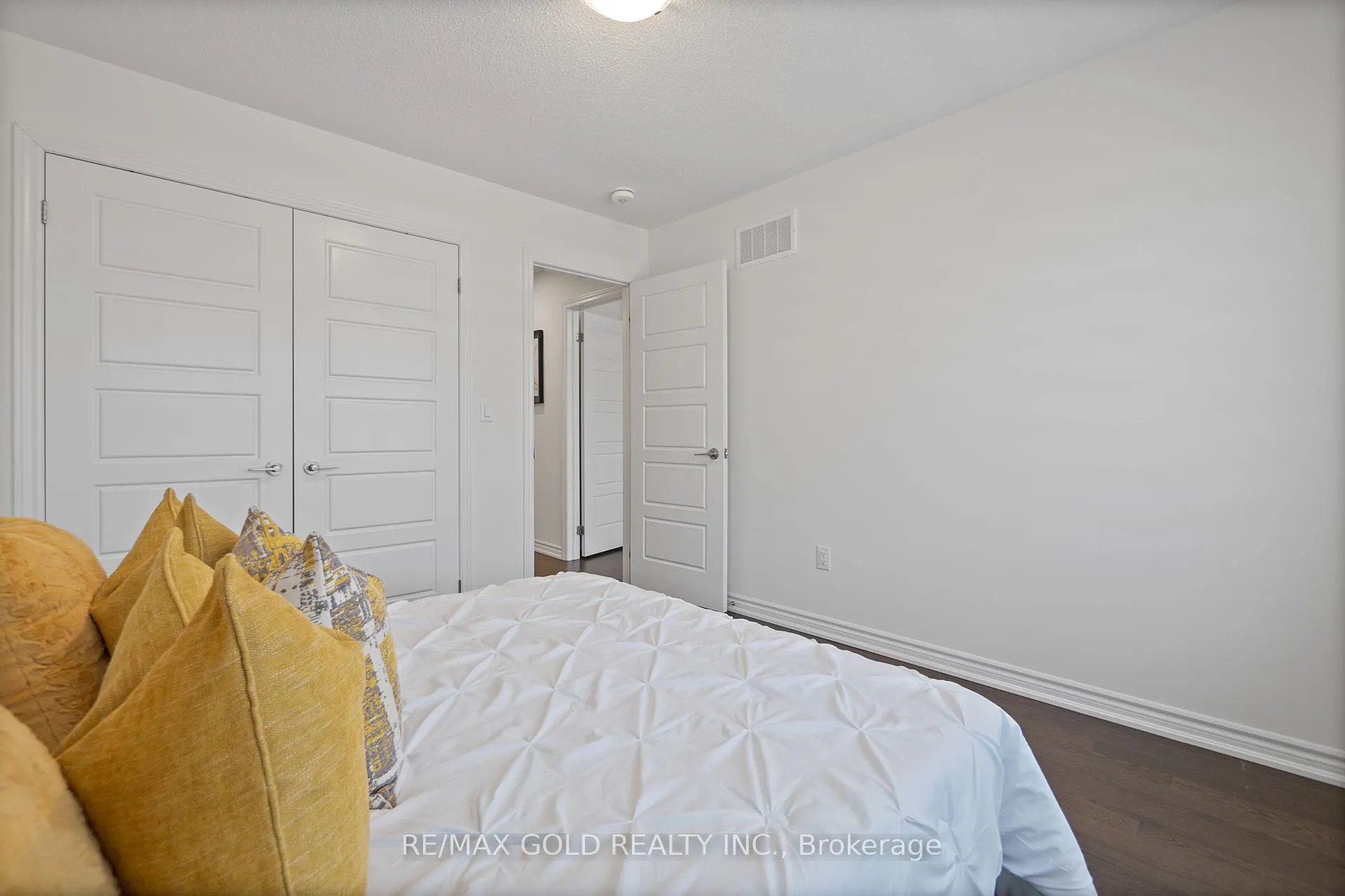 474 Bergamot Avenue