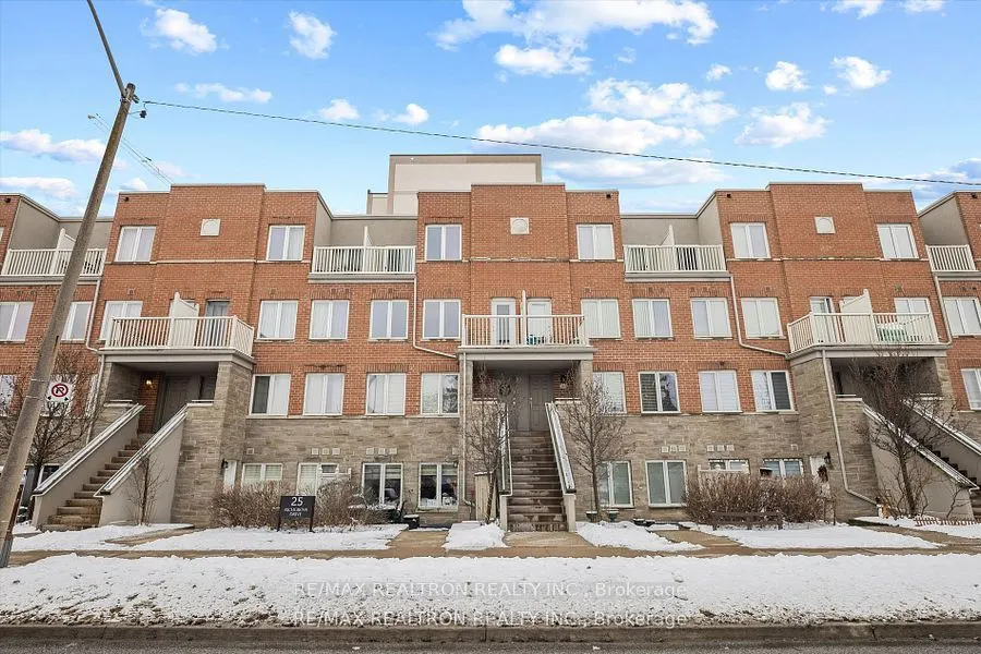 25 Richgrove Drive, #206