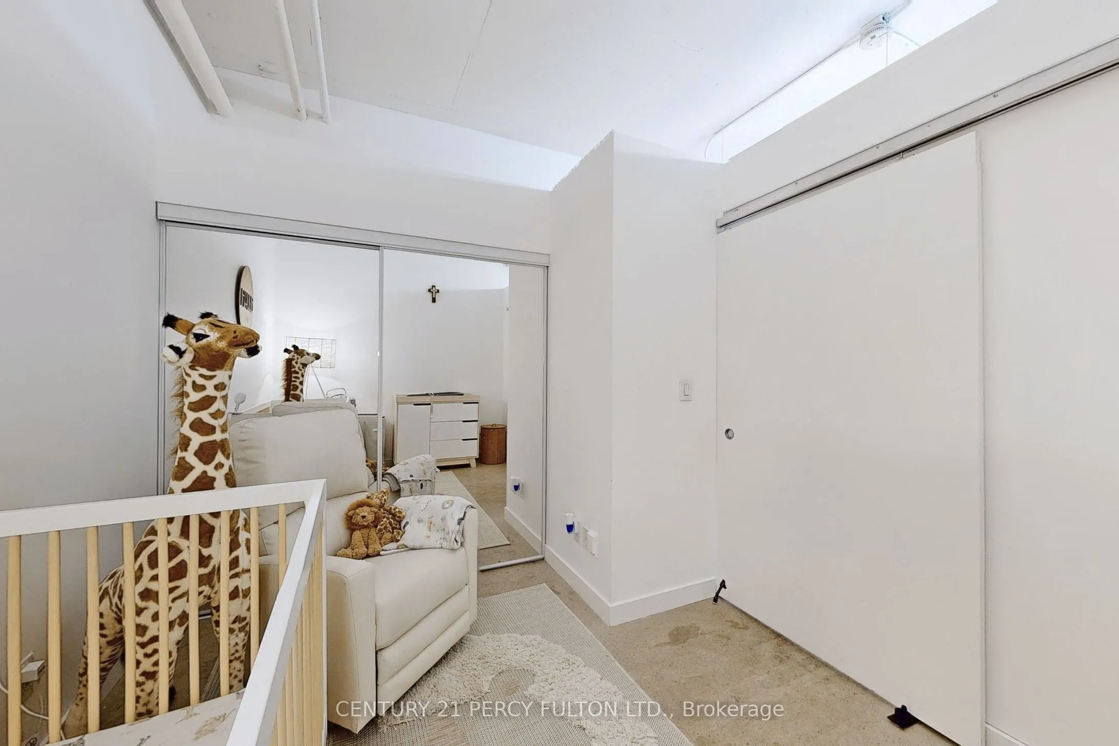 2 Fieldway Road, #1215