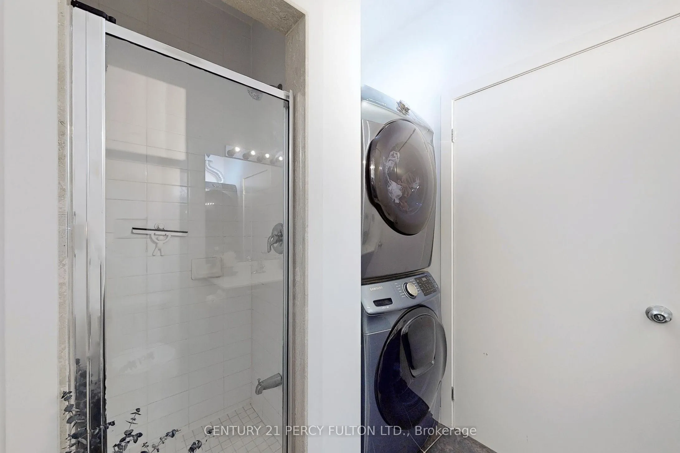 2 Fieldway Road, #1215