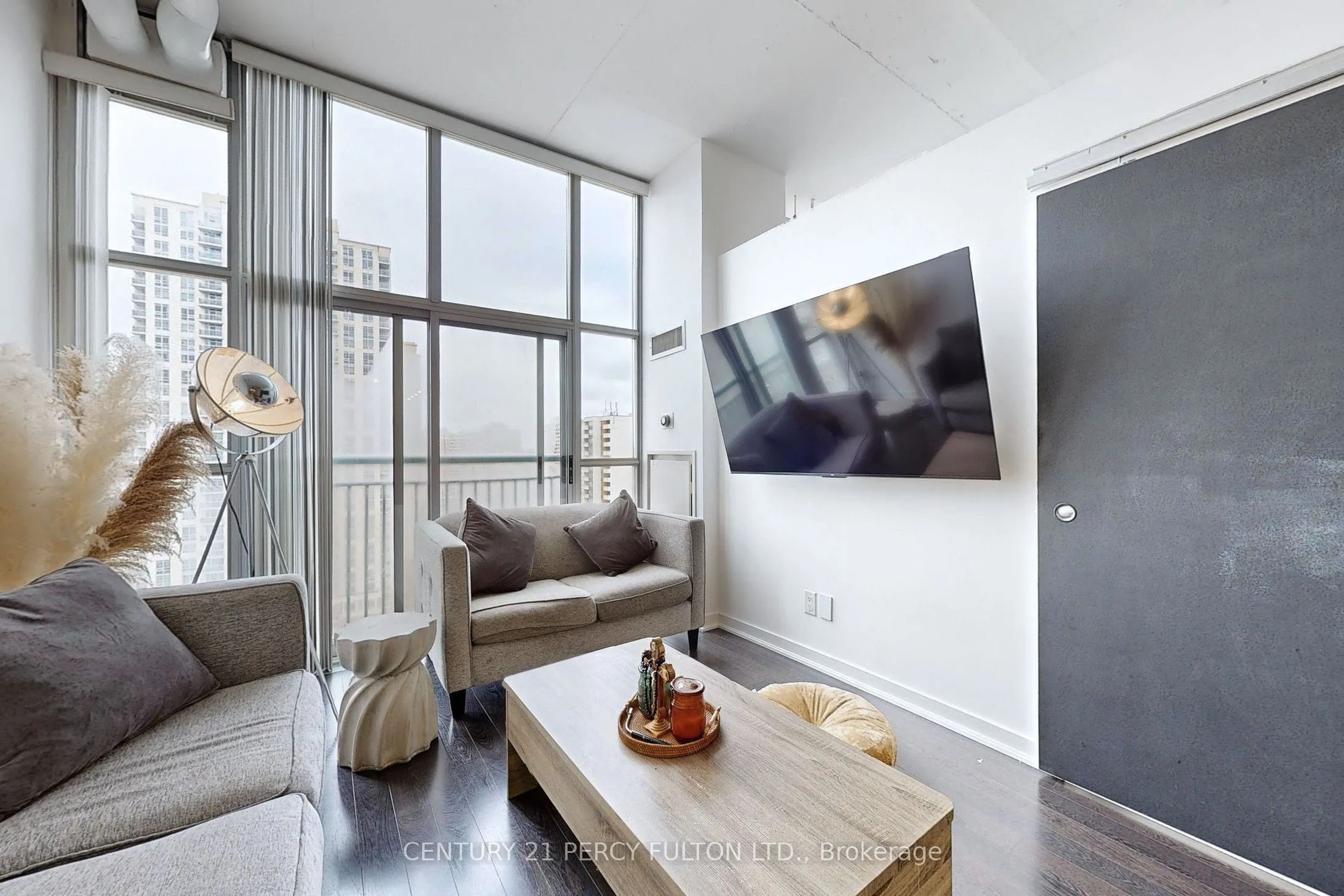 2 Fieldway Road, #1215