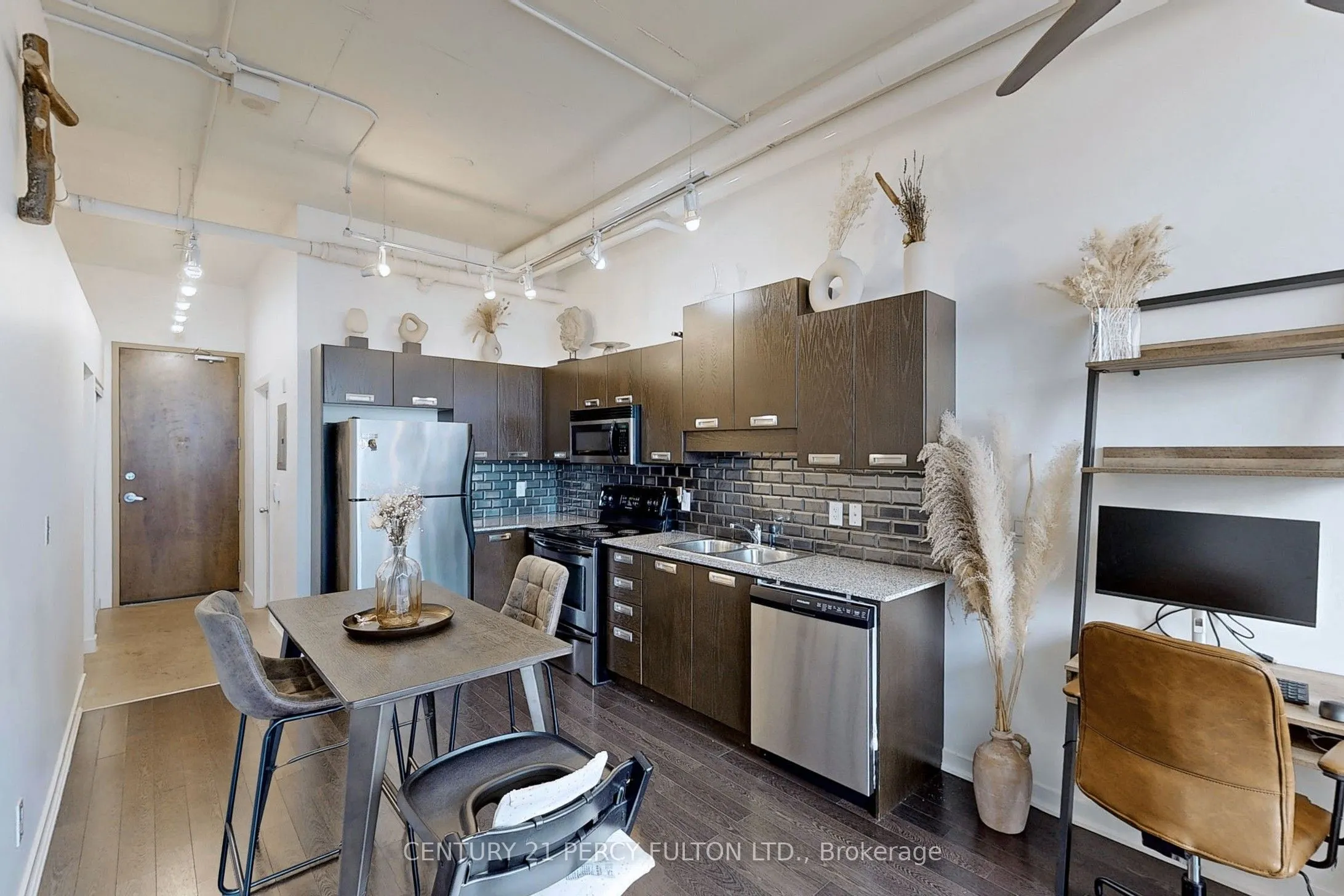 2 Fieldway Road, #1215