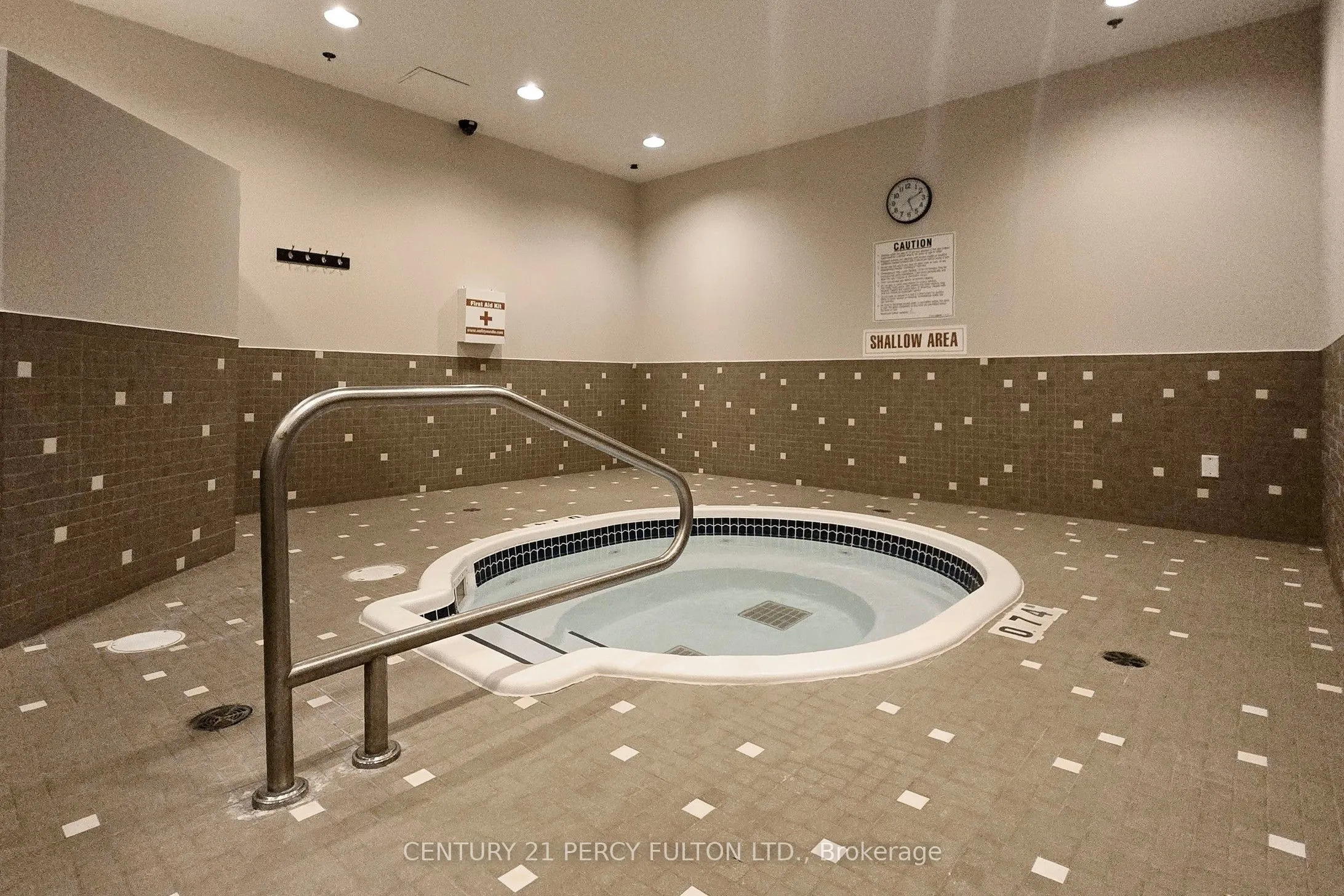 2 Fieldway Road, #1215