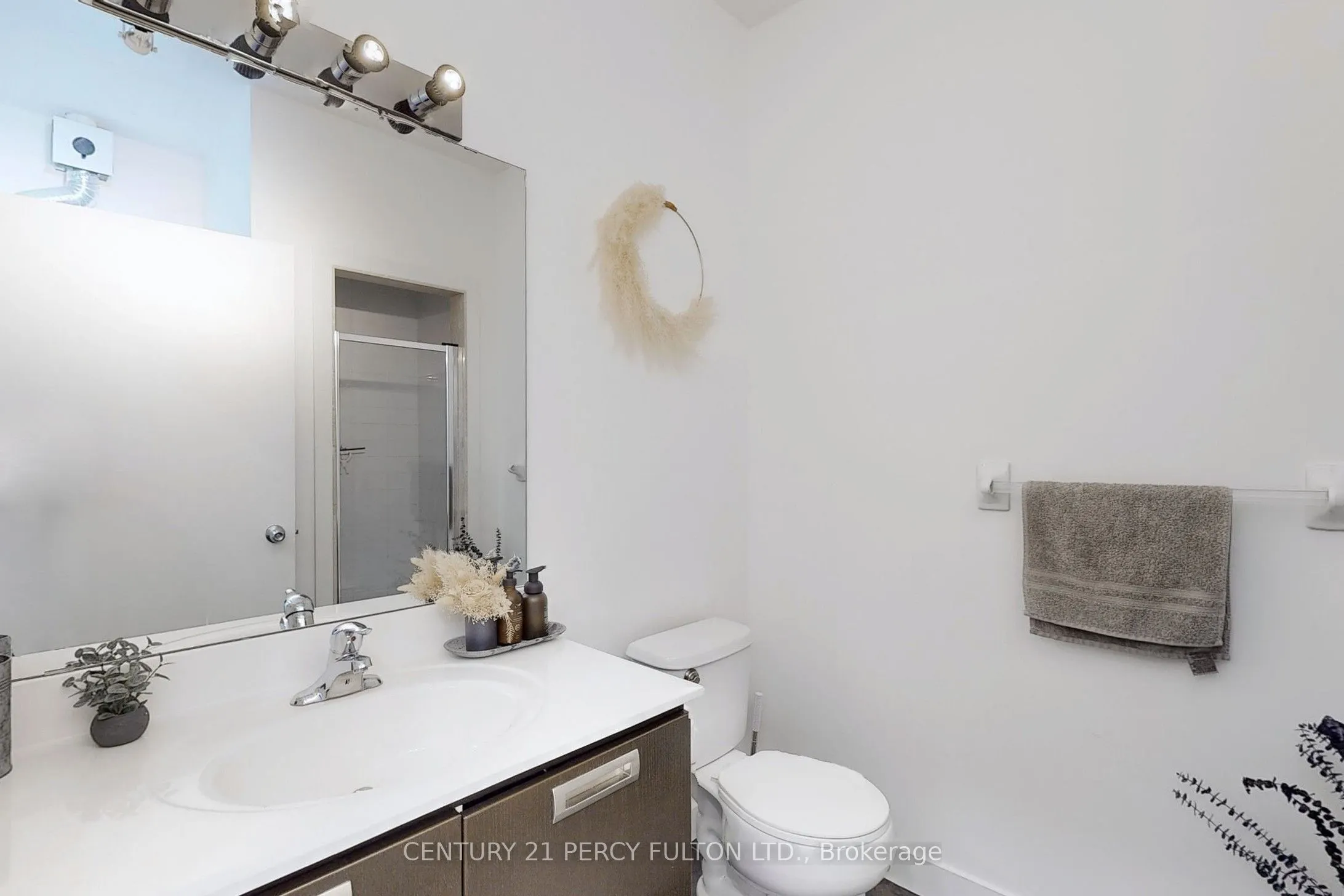 2 Fieldway Road, #1215