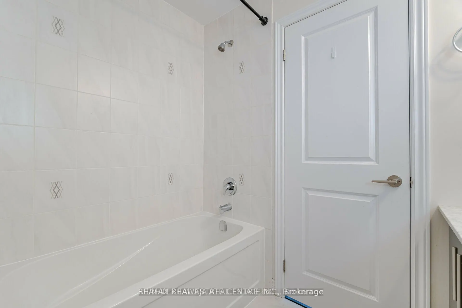 2375 Bronte Road, #307