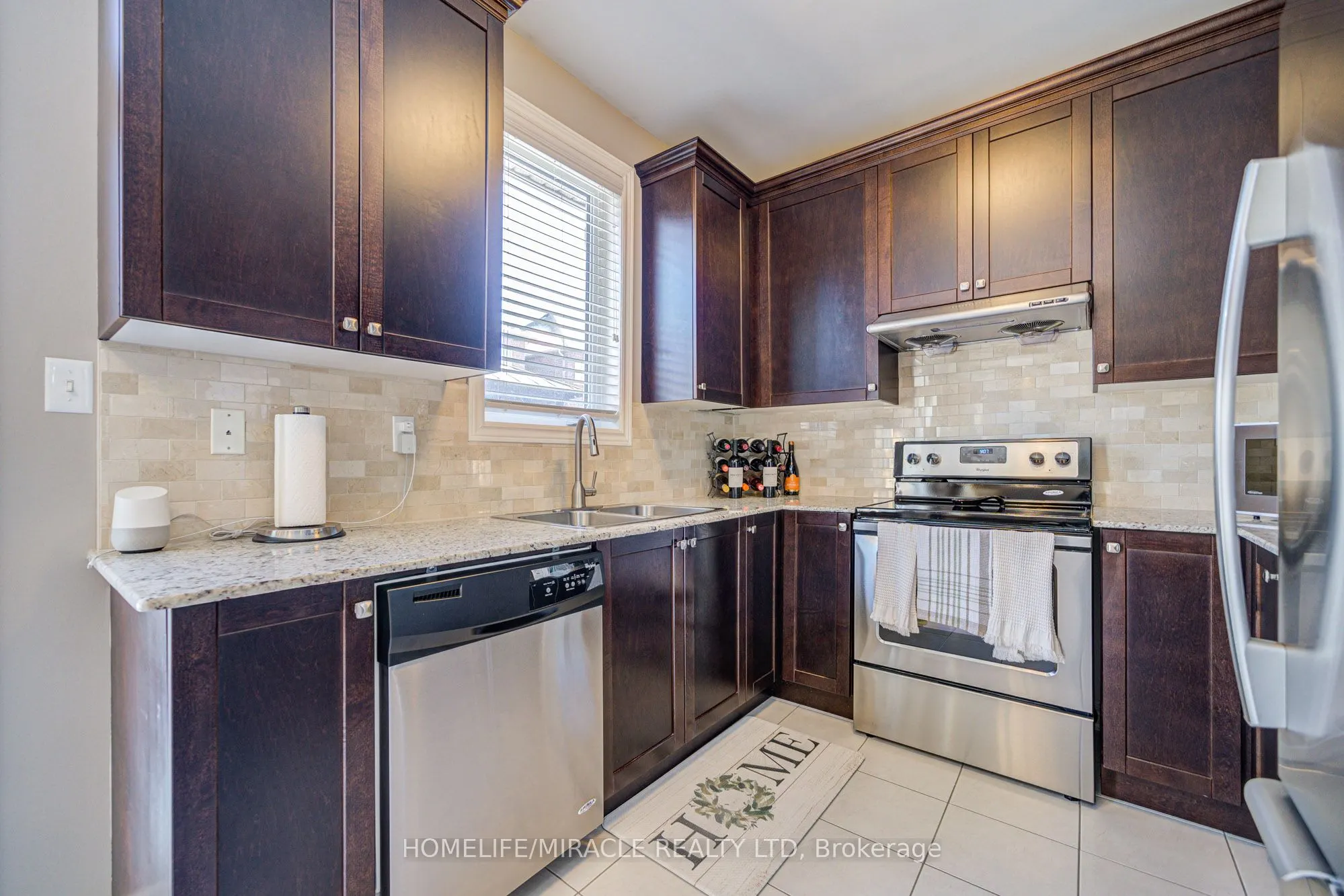 27 Bellcrest Road
