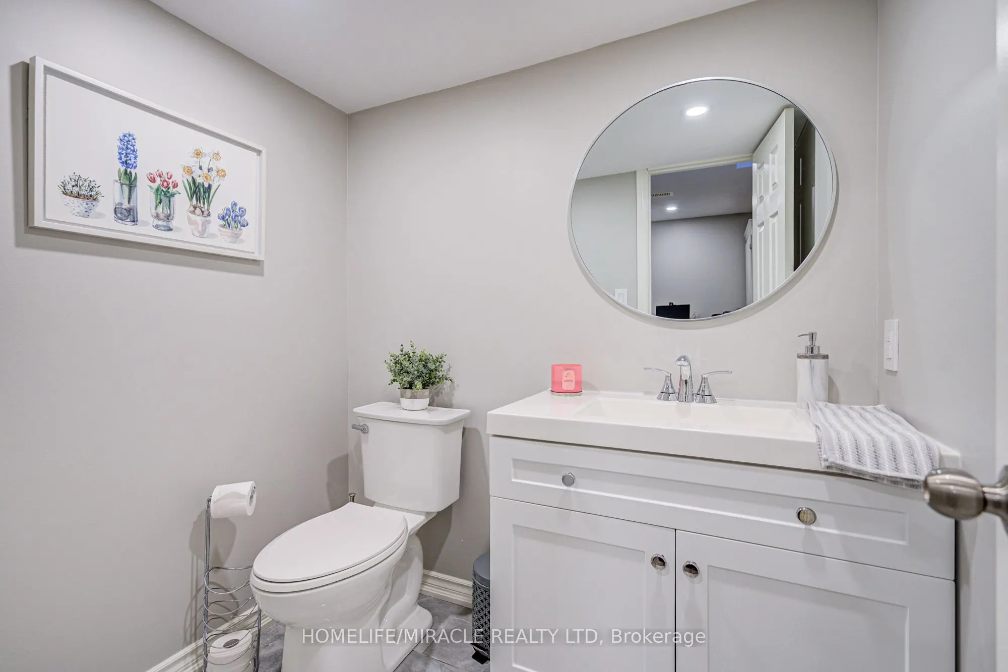 27 Bellcrest Road